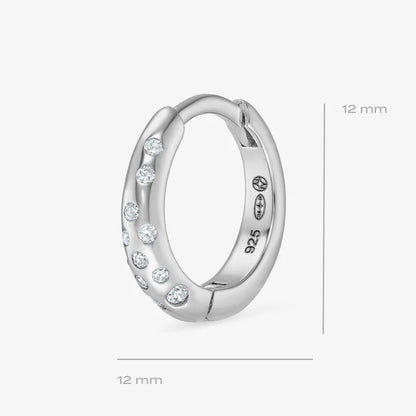 ArcticElegance | Boucles d’Oreilles Subtiles avec Éclat Glacé