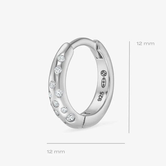 ArcticElegance | Boucles d’Oreilles Subtiles avec Éclat Glacé